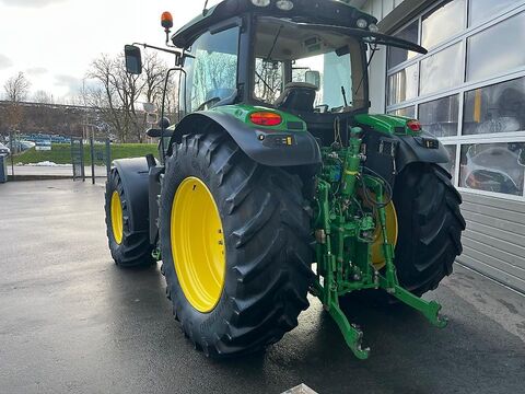 John Deere 6140R 3