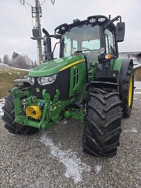 John Deere 6090M 2