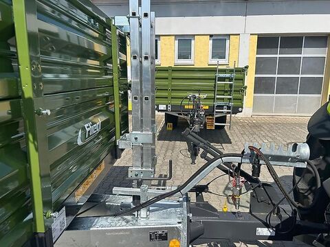 Fliegl Tandem Dreiseitenkipper TDK 80A-88 VR FOX 8 to 8 2