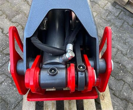 Krpan Greifer GR150 1,50m Holzzange Greifer Holz 3