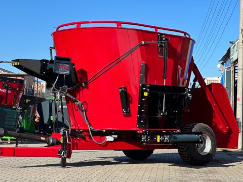 Gros Futtermischwagen 4m3 / Vertical feed mixers MK
