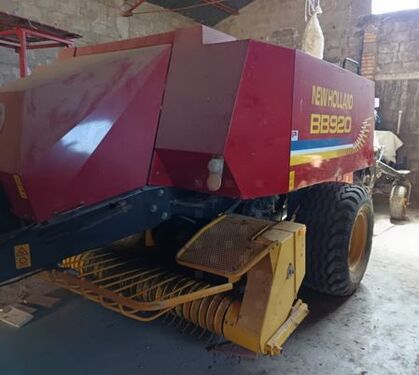 New Holland BB920 2