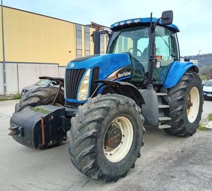New Holland TG255 2
