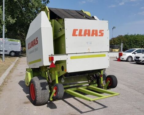 Claas VARIANT 260 3