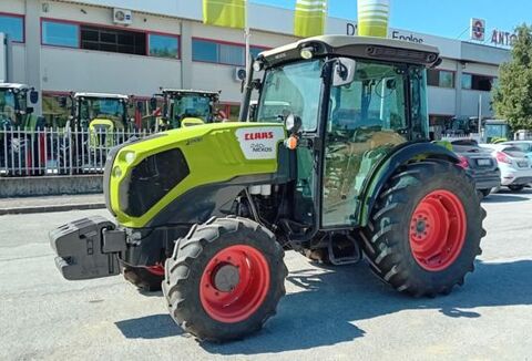 Claas NEXOS 240 F