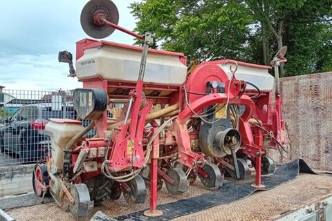 Sonstige P 300