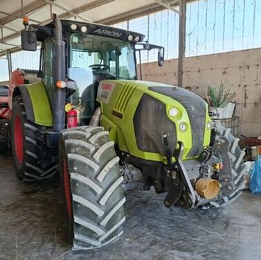 Claas ARION 630 CIS
