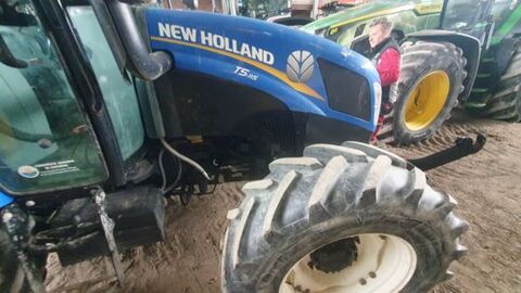 New Holland T5 - 115 3