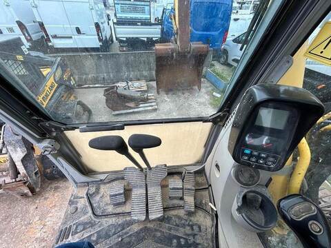 10125-6e65e638e26ef04f9cf7a28b199902e0-5735092