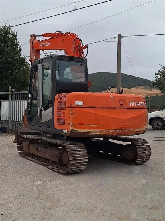 Hitachi ZX70LC 2