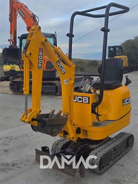 JCB 8008CTS 3