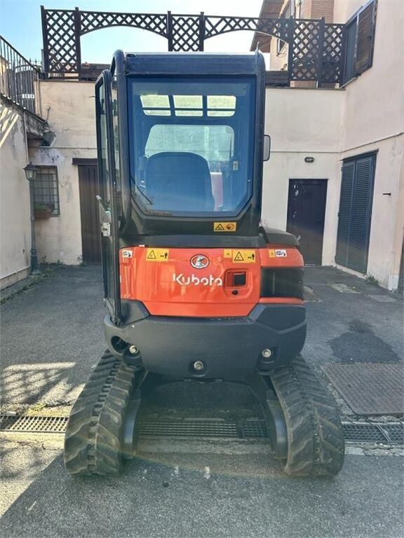Kubota U27-4 3
