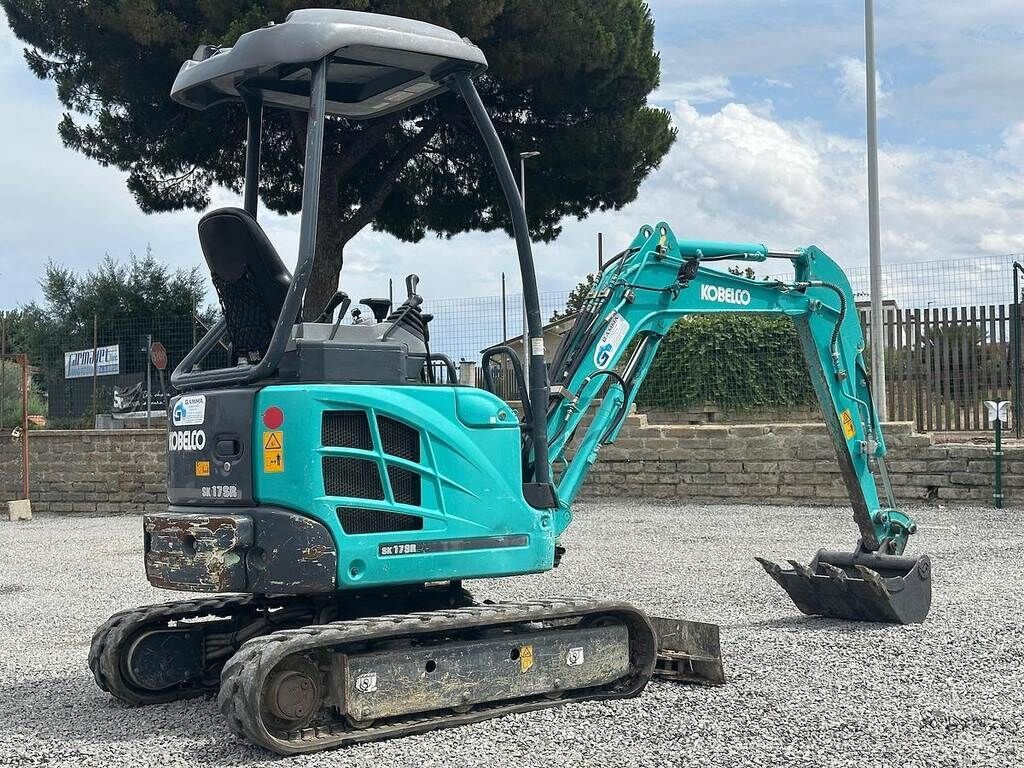 Kobelco SK17SR 3