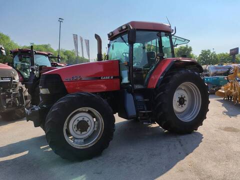 Case IH MX 135