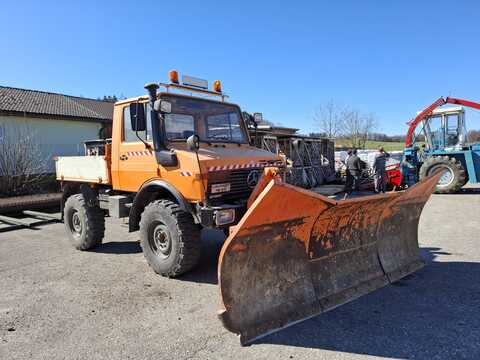 Sonstige  Mercedes U1200