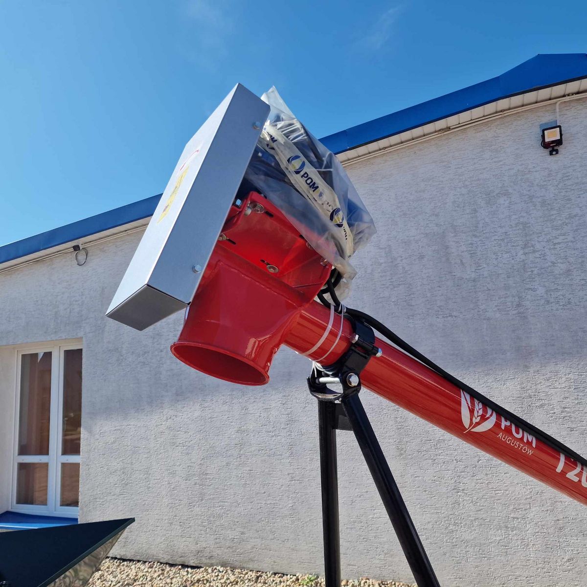 POM AUGUSTÓW Überladeschnecken T206/3 mit Elektroantrieb 3