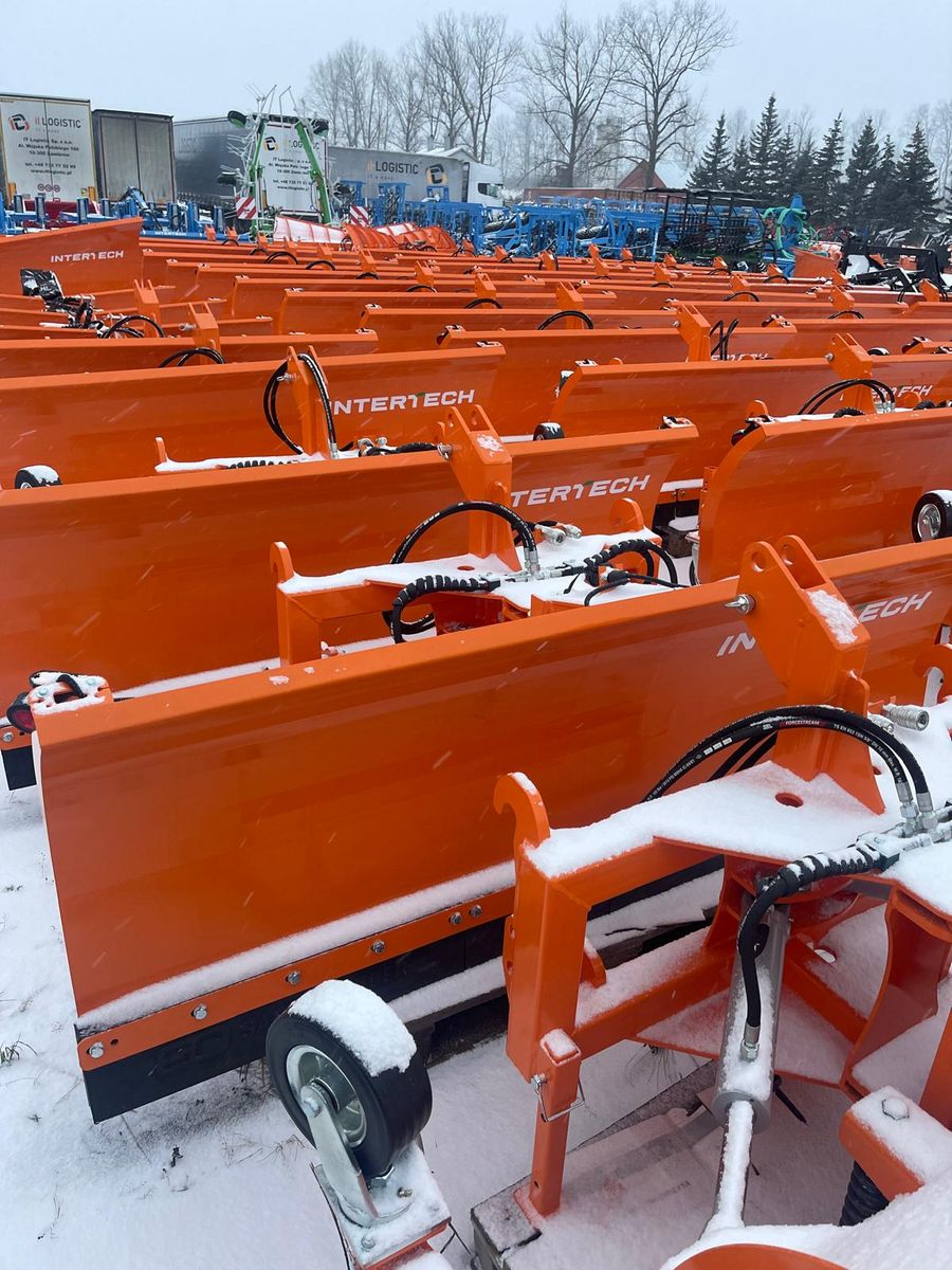 Intertech Gerader Schneepflug 2,6 m / 3,0 m 3