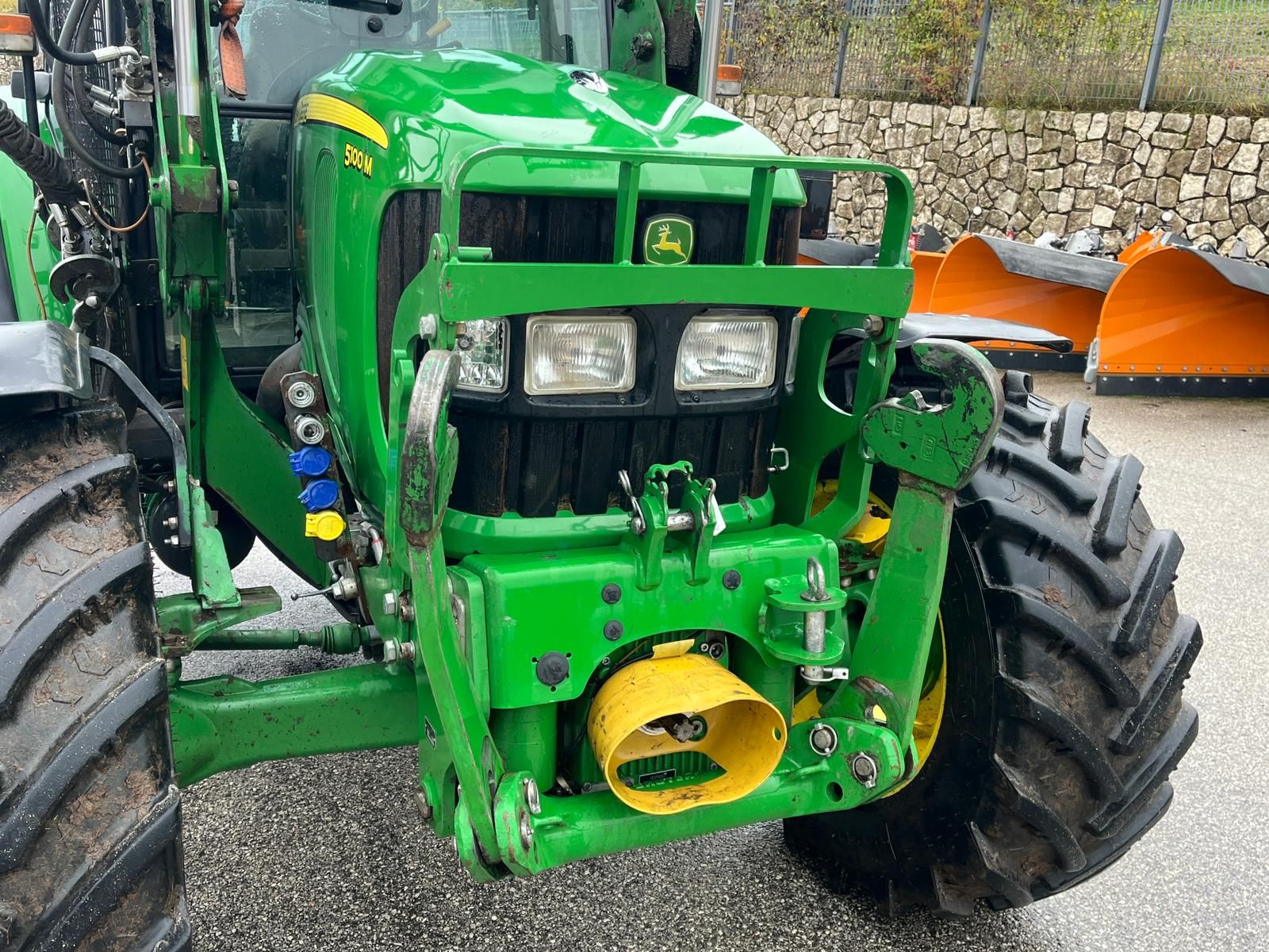 John Deere 5100M 3