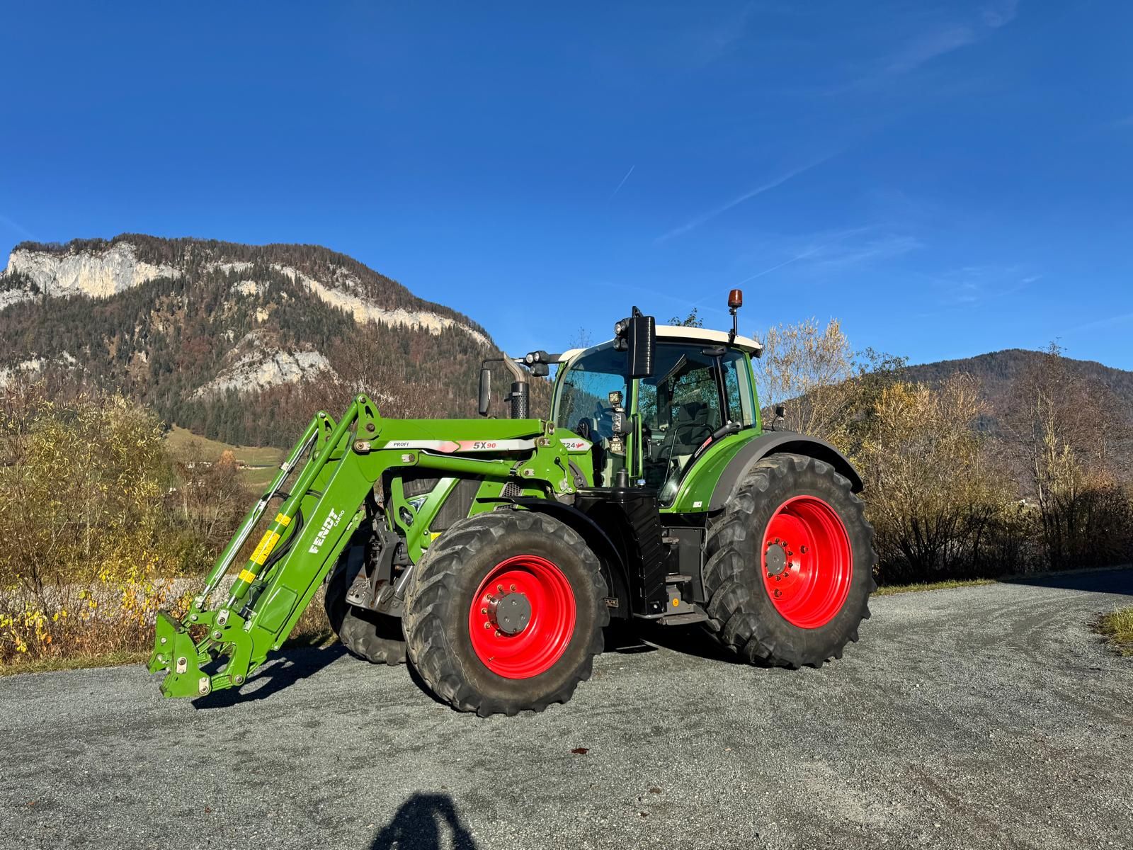 Fendt 718 Vario Profi+ 1