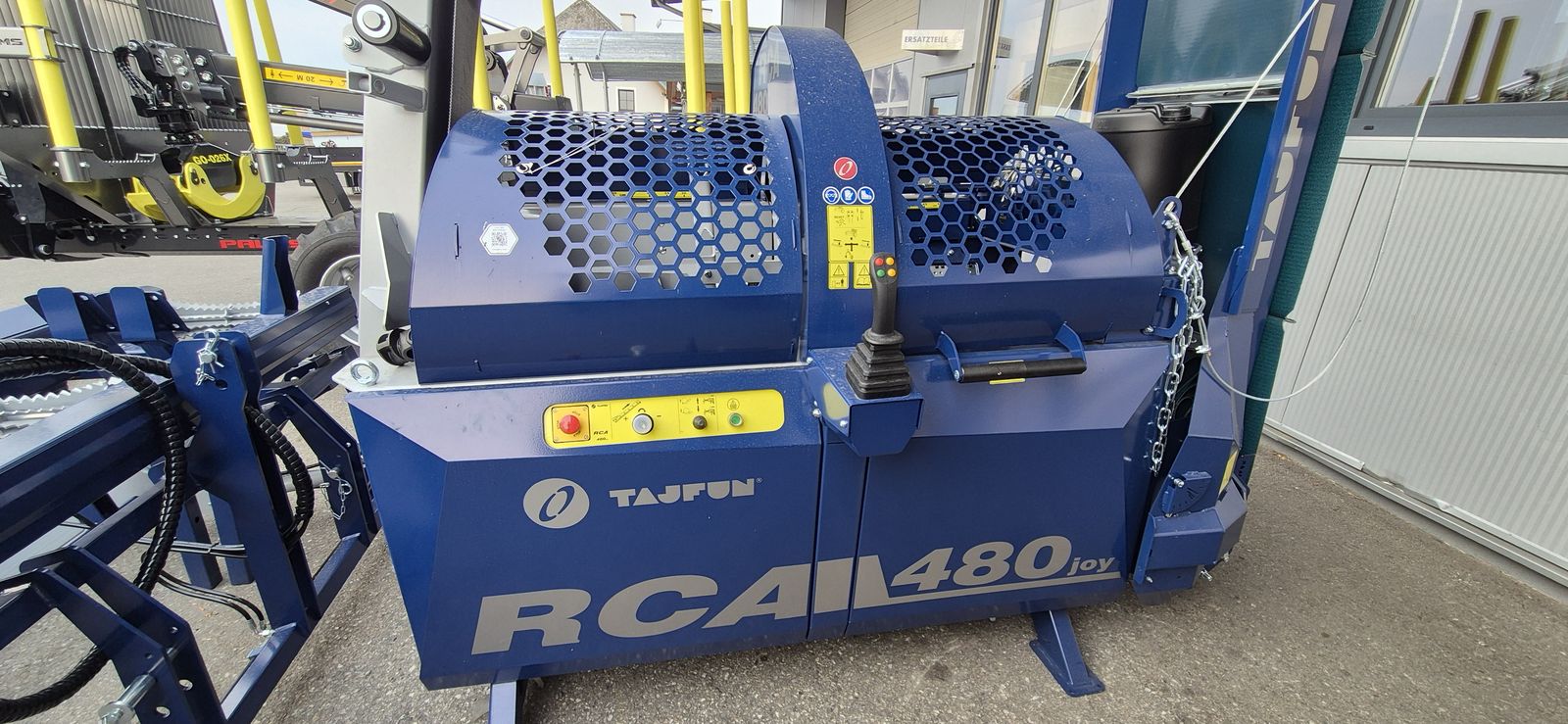 Tajfun RCA 480 JOY mit 5 m Förderband 2