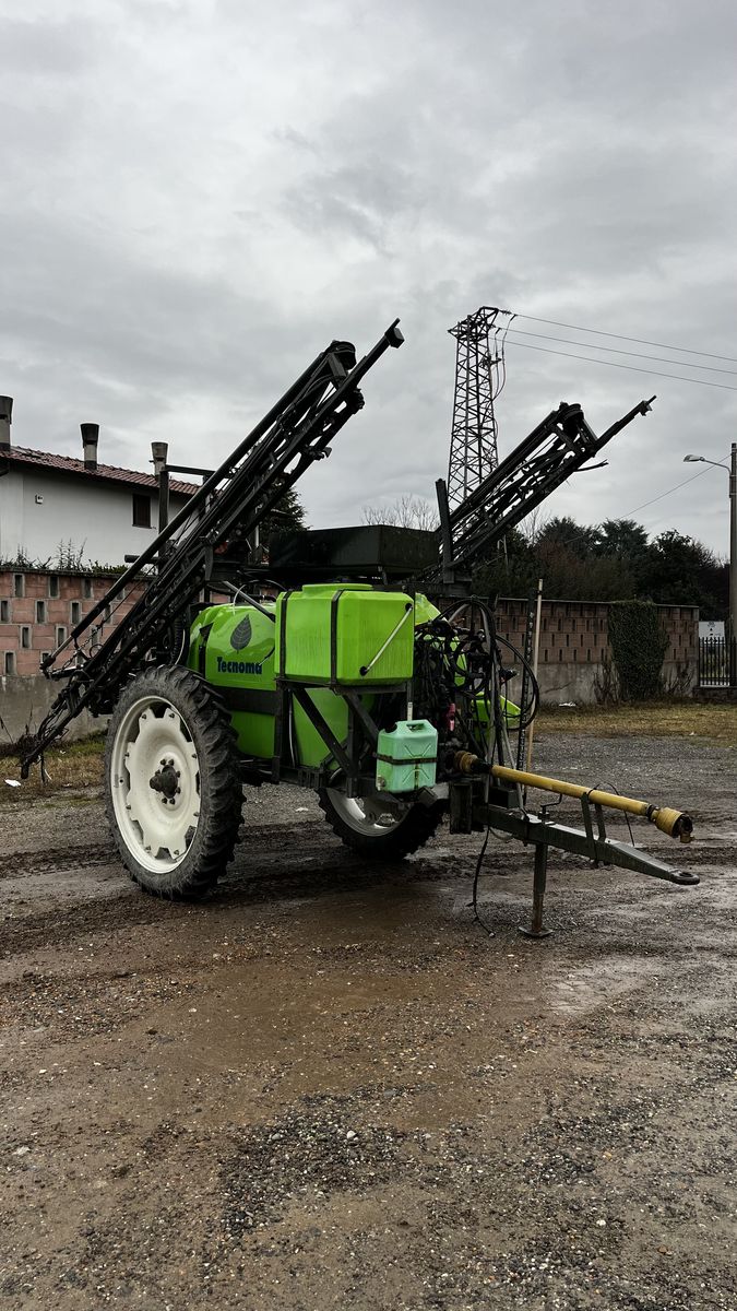 Tecnoma tecnoma 2000 2