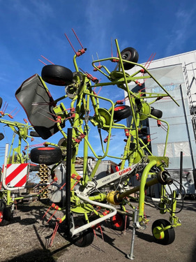 Claas Volto 77