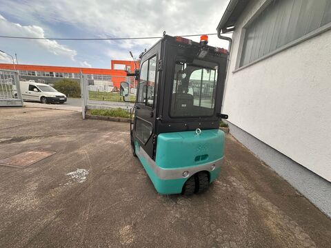 10300-16ef8adefde286ea9f22d23b3f4a6d36-5673240