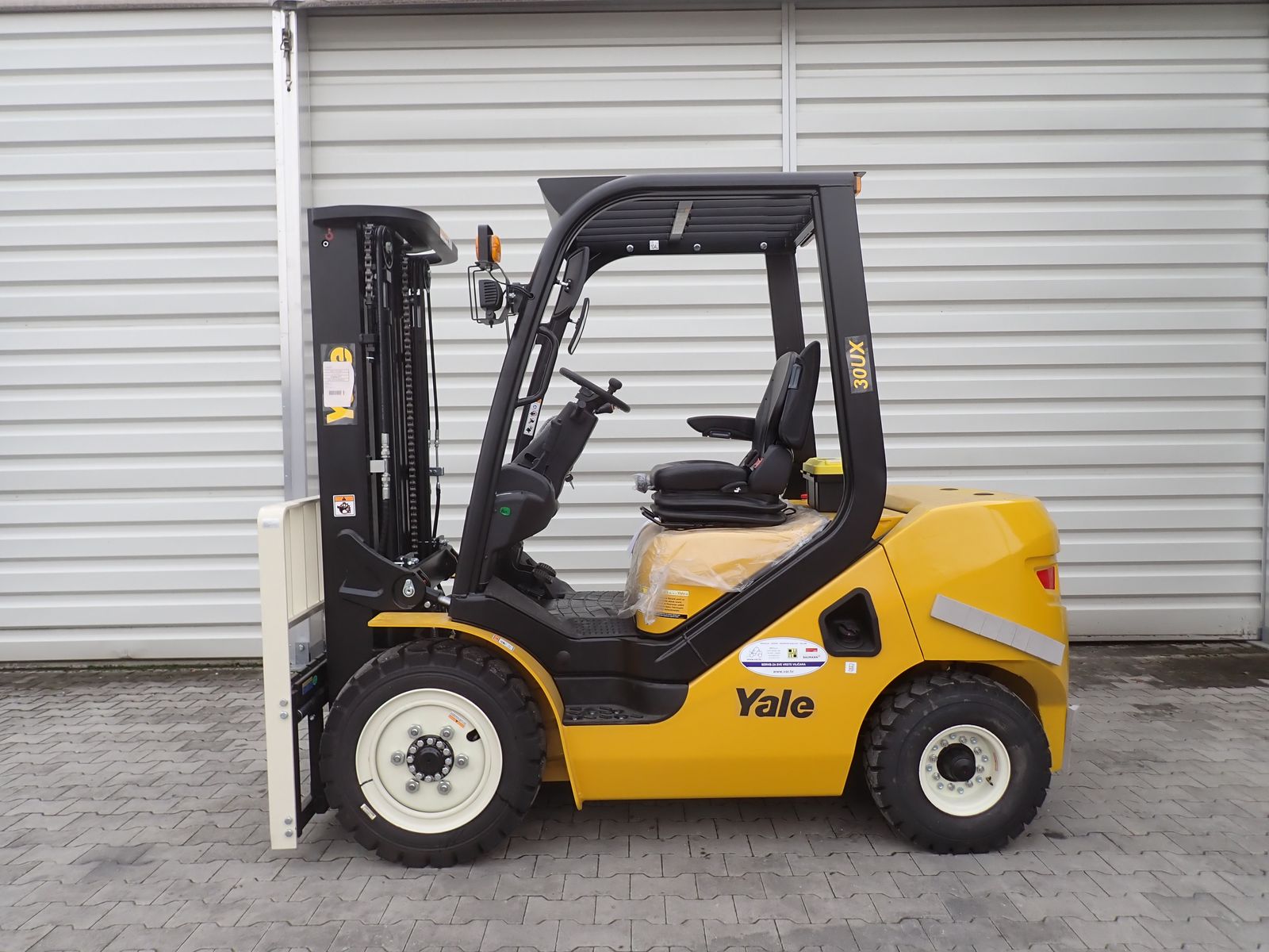 Yale GDP30UX 1