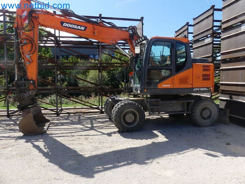 Doosan  3