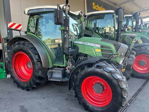 Fendt 211 Vario