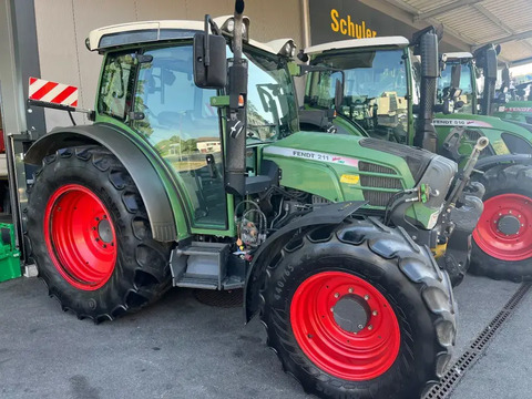 Fendt 211 Vario