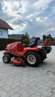 Kubota G1900 HST