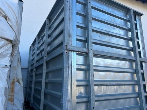 Sonstige Kratzbodenanhänger