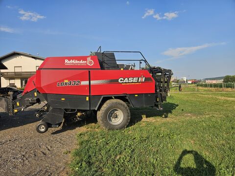 Case IH LBX432 R Isobus