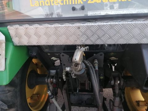 John Deere 3300 A