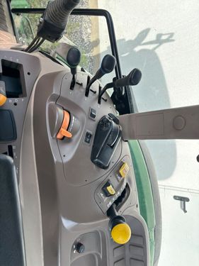John Deere 6090MC