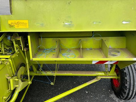 Claas Constant Kleinballenpresse