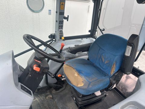 New Holland T5060