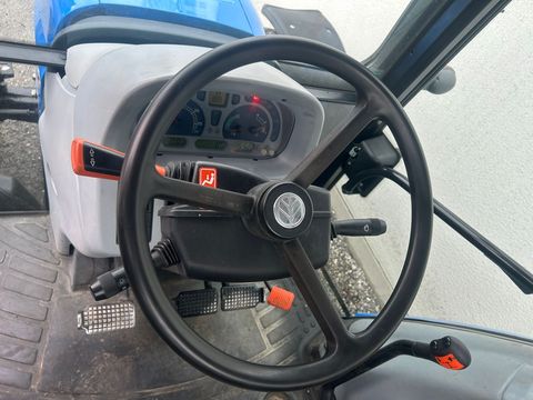New Holland T5060