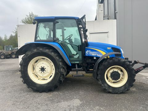 New Holland T5060