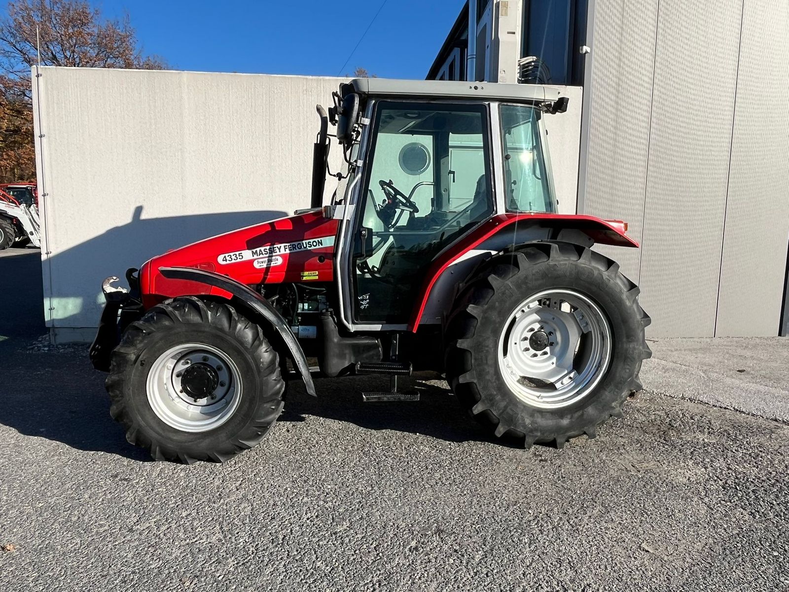 Massey Ferguson 4335-4 LP/HV/KL 1