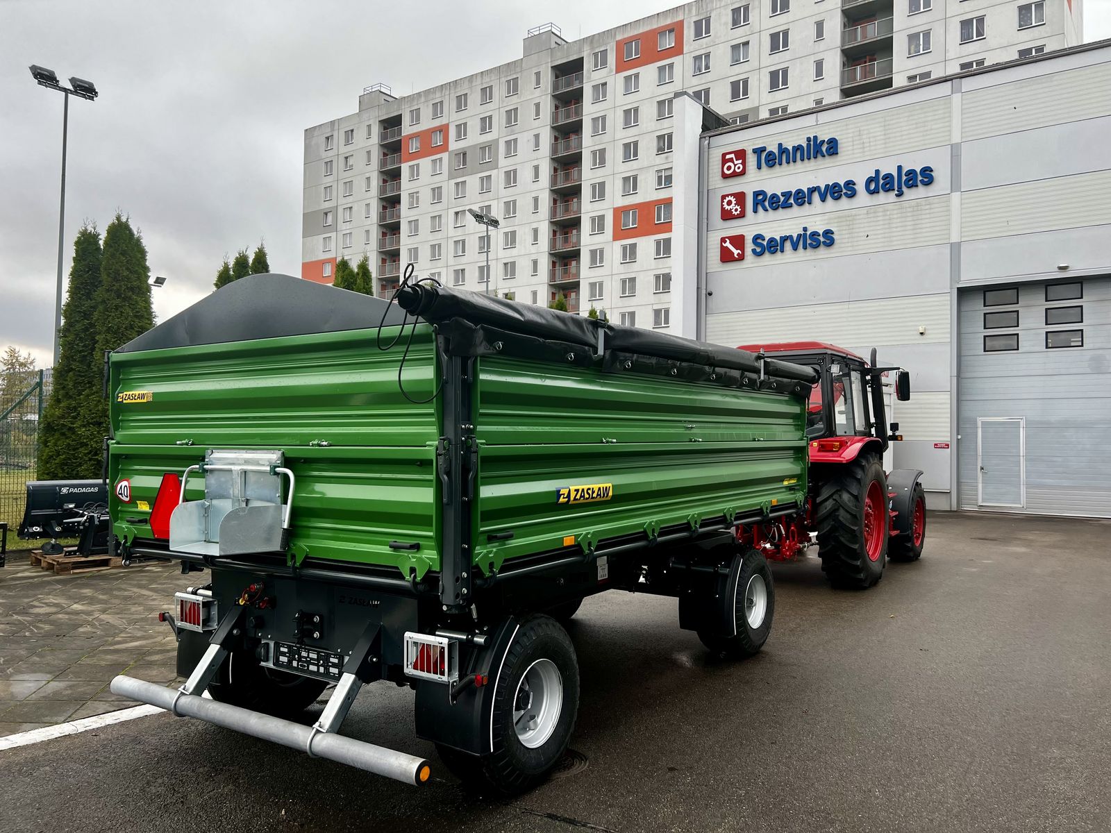 Zaslaw Zaslaw D 737-8 2