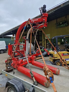 Kverneland 7820 J