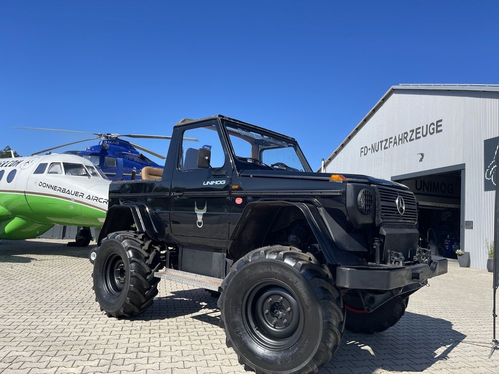 Mercedes G-Mog , Unimog , mit Strassenzulassung  3