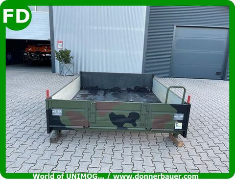 Unimog Unimog UGN Wohnmobil mit Pritsche zum Wechseln  2