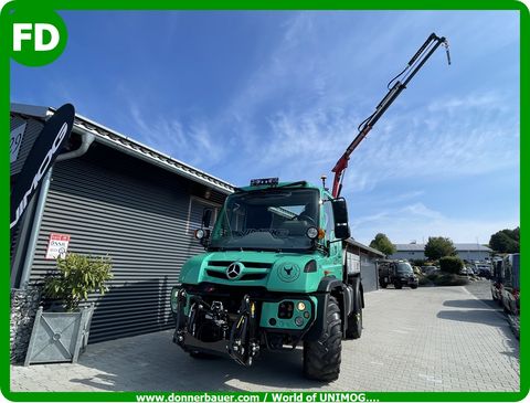 Mercedes Unimog U318 mit Kran-Forst-Traumzustand 