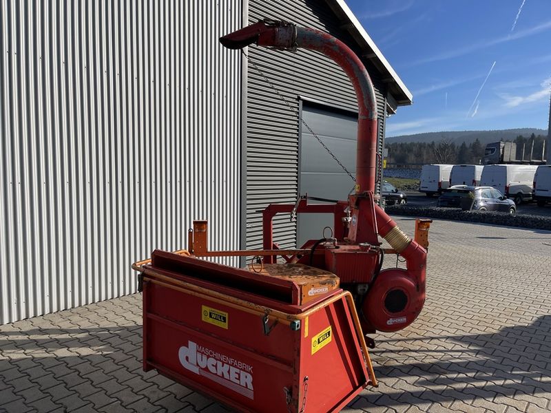 Dücker Dücker Holzhäcksler für Unimog  2