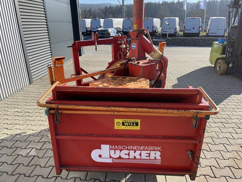 Dücker Dücker Holzhäcksler für Unimog  3