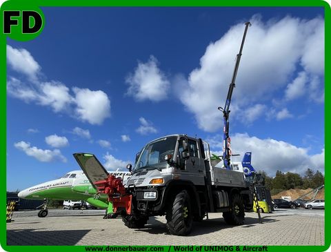 Unimog U300 mit Kran, Österreich Zulassung 