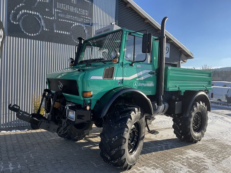 Mercedes Unimog U2100 Agrar mit terramatic  2